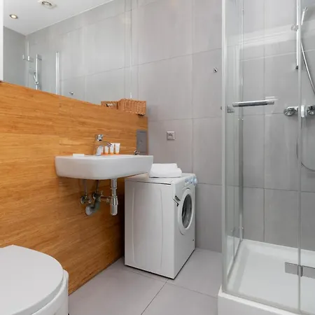 Swietojanska Center Of 550m To The By Renters Lejlighed Gdynia