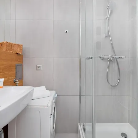 Swietojanska Center Of 550m To The By Renters