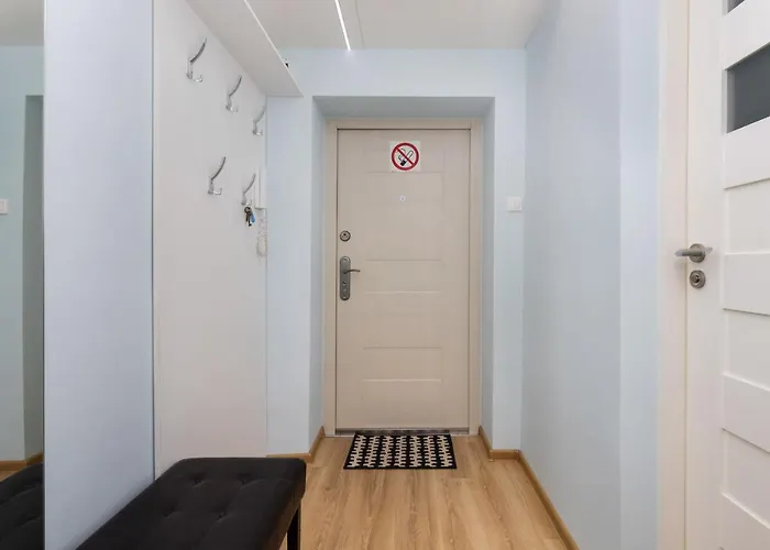 Lägenhet Swietojanska Center Of 550m To The By Renters Gdynia